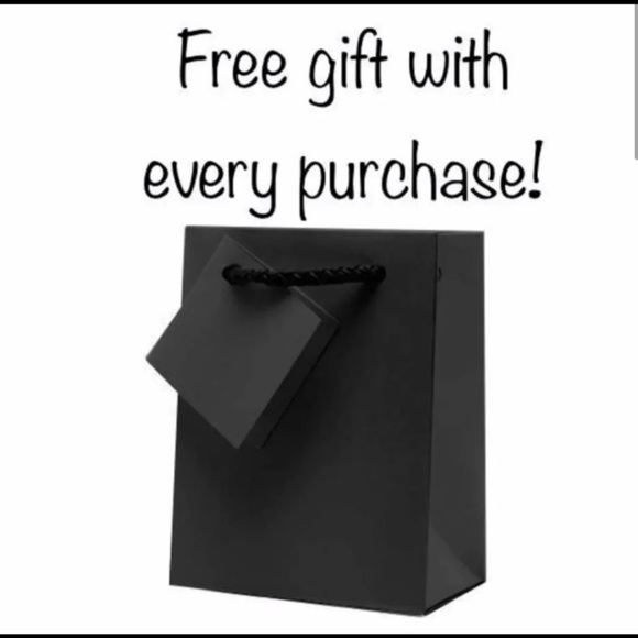 Starbucks Valentine 2021 Red and Pink Lips Soft Touch Tumbler - Picture 12 of 12